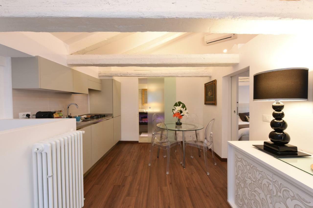 Sweet Apartment Frari Венеция Екстериор снимка