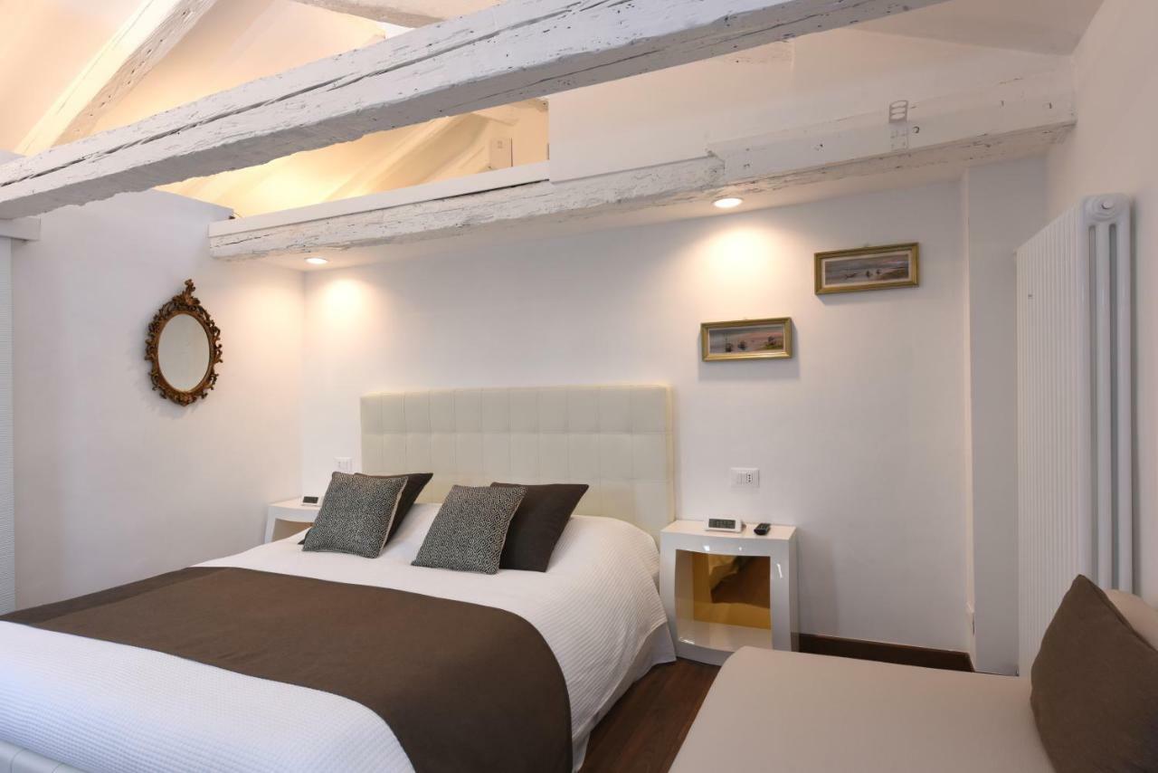 Sweet Apartment Frari Венеция Екстериор снимка